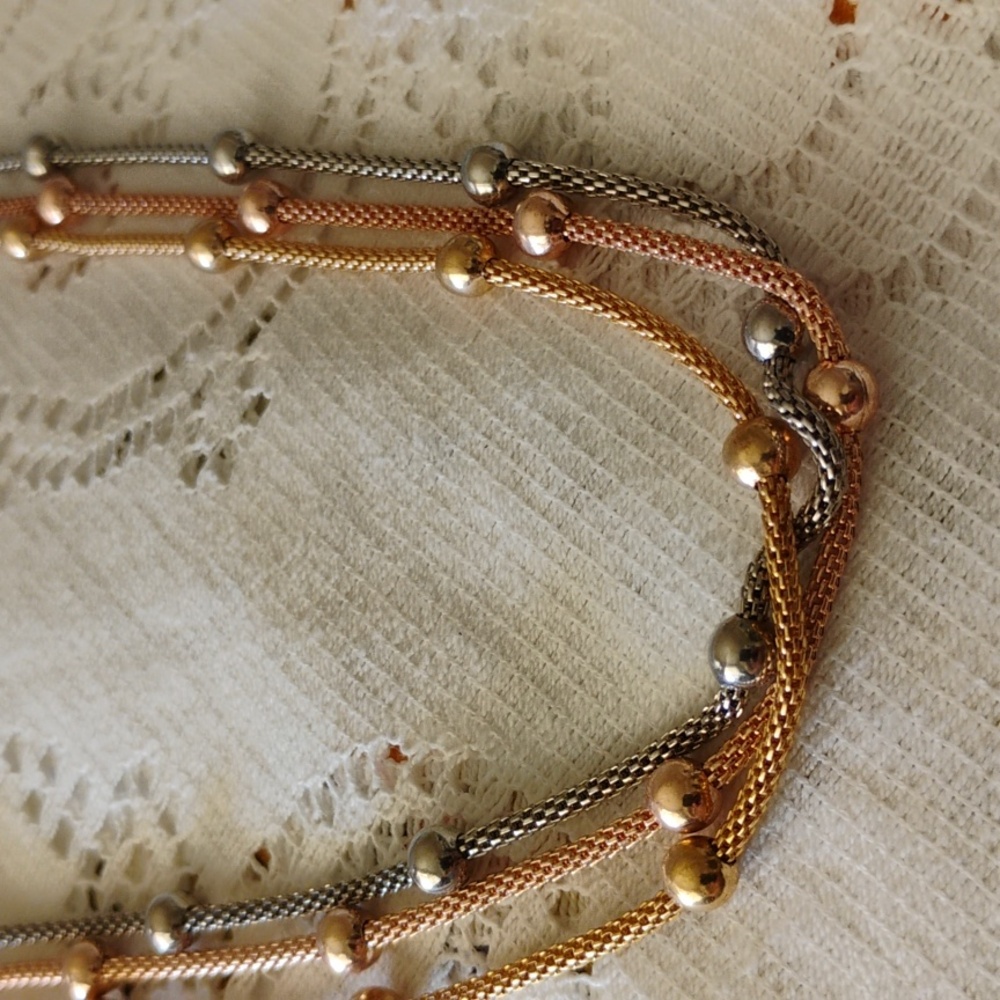 Mixed Metal Tones Multiple Strands Neklace Dainty Style
